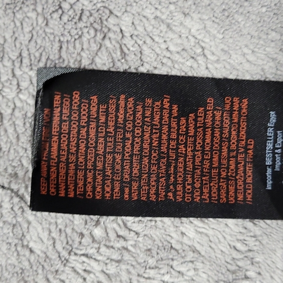 Silk dress - Picture 7 of 9